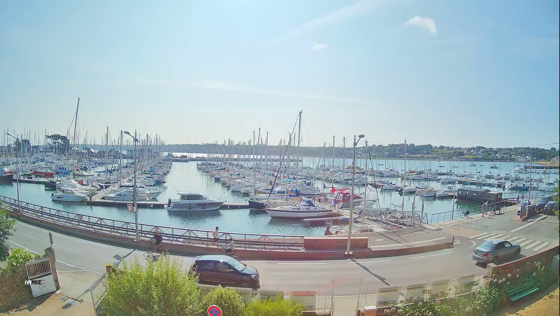 Perros-Guirec, Port de Perros Marine Live Cam - Lannion, Cotes-d'Armor, Bretagne, France