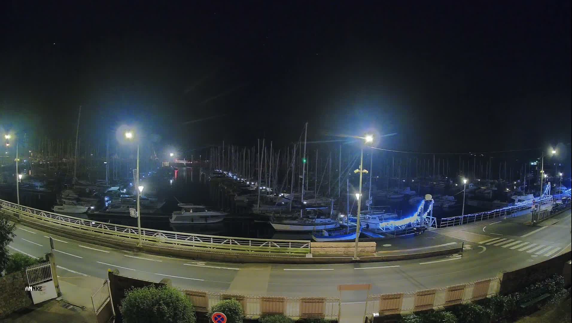 Perros-Guirec, Port de Perros Marine Live Cam - Lannion, Cotes-d'Armor, Bretagne, France