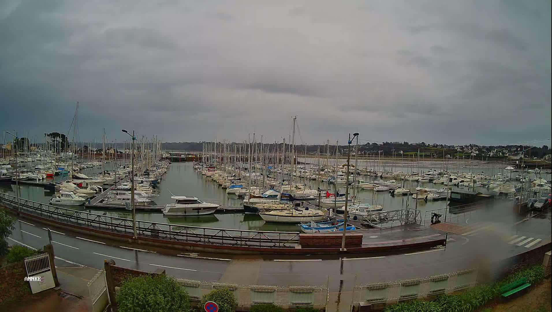 Perros-Guirec, Port de Perros Marine Live Cam - Lannion, Cotes-d'Armor, Bretagne, France