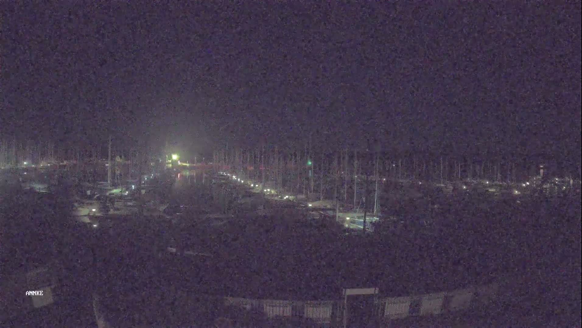Perros-Guirec, Port de Perros Marine Live Cam - Lannion, Cotes-d'Armor, Bretagne, France