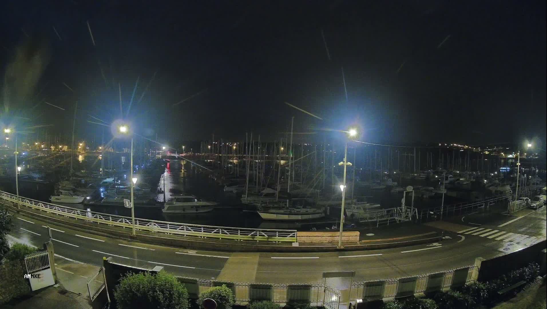 Perros-Guirec, Port de Perros Marine Live Cam - Lannion, Cotes-d'Armor, Bretagne, France