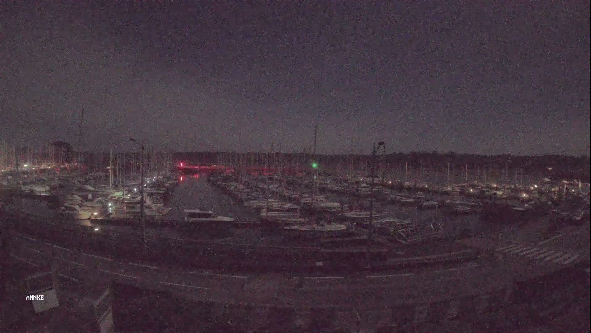 Perros-Guirec, Port de Perros Marine Live Cam - Lannion, Cotes-d'Armor, Bretagne, France