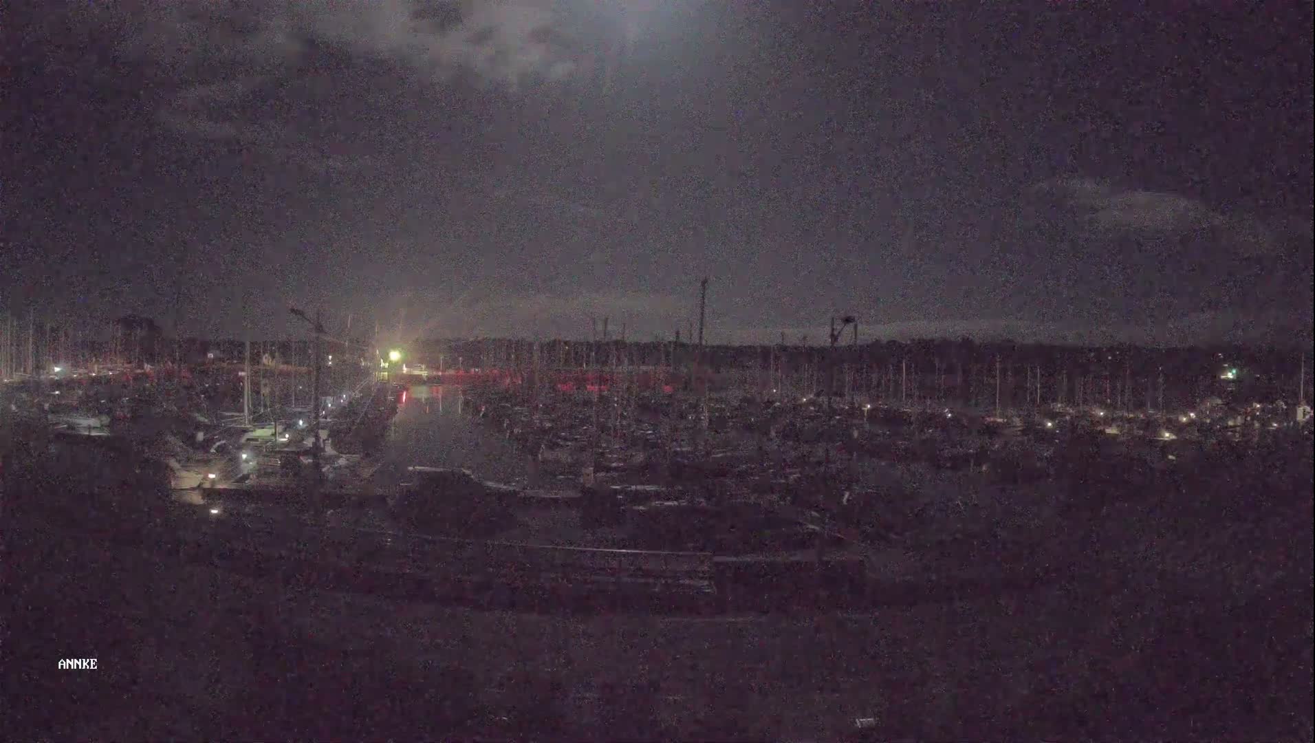 Perros-Guirec, Port de Perros Marine Live Cam - Lannion, Cotes-d'Armor, Bretagne, France