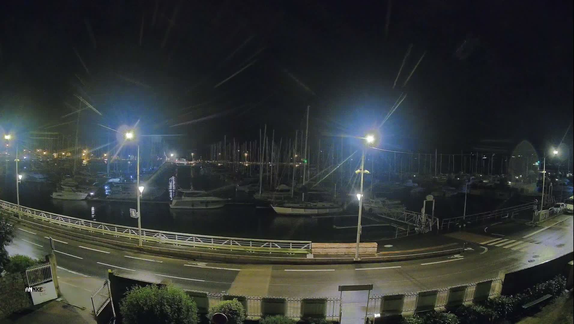 Perros-Guirec, Port de Perros Marine Live Cam - Lannion, Cotes-d'Armor, Bretagne, France