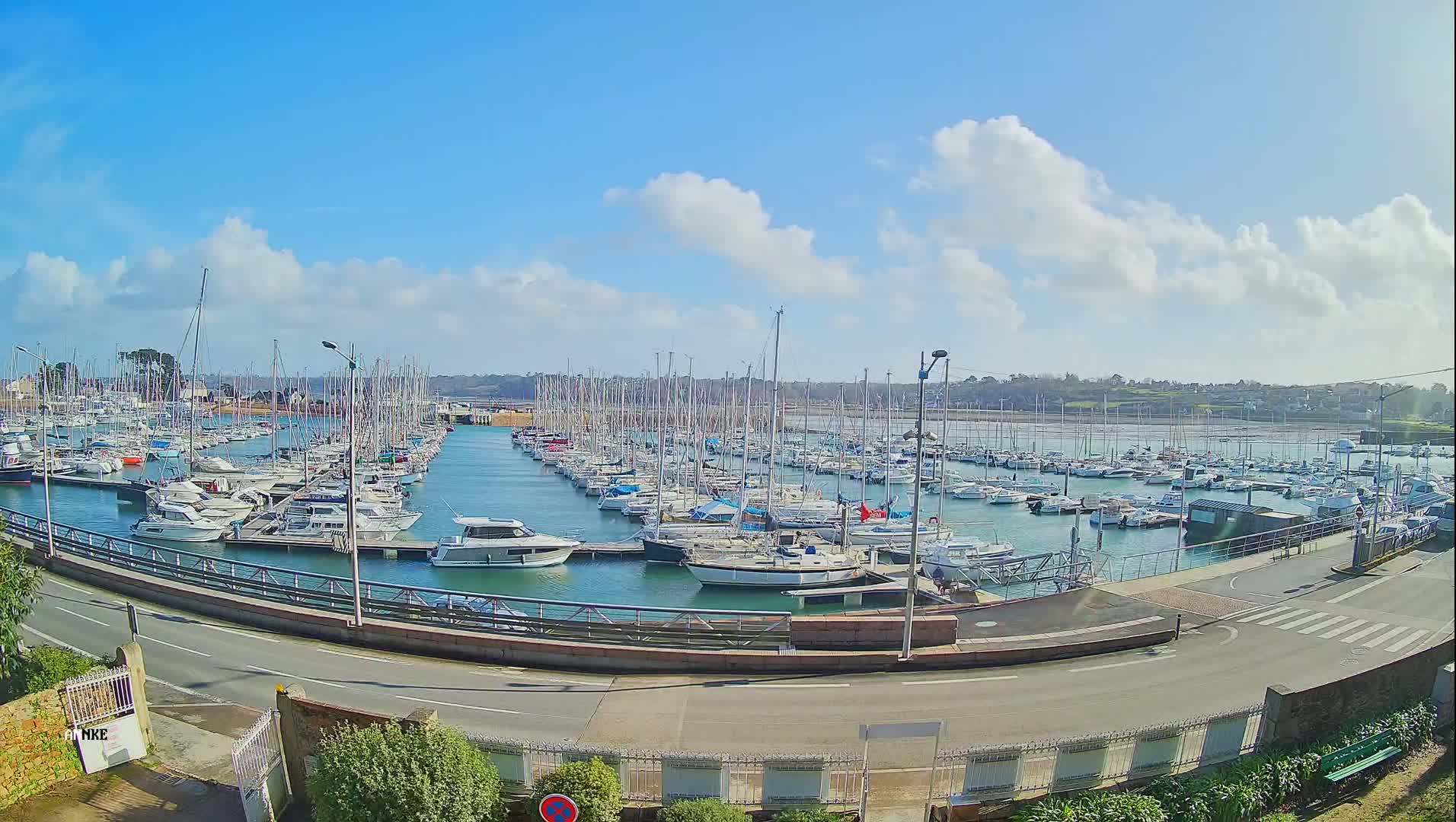 Perros-Guirec, Port de Perros Marine Live Cam - Lannion, Cotes-d'Armor, Bretagne, France
