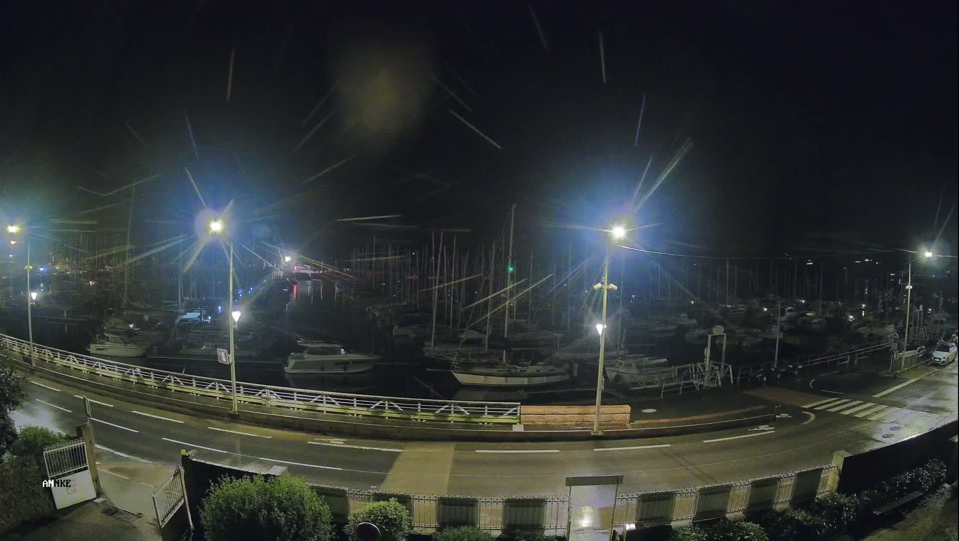 Perros-Guirec, Port de Perros Marine Live Cam - Lannion, Cotes-d'Armor, Bretagne, France