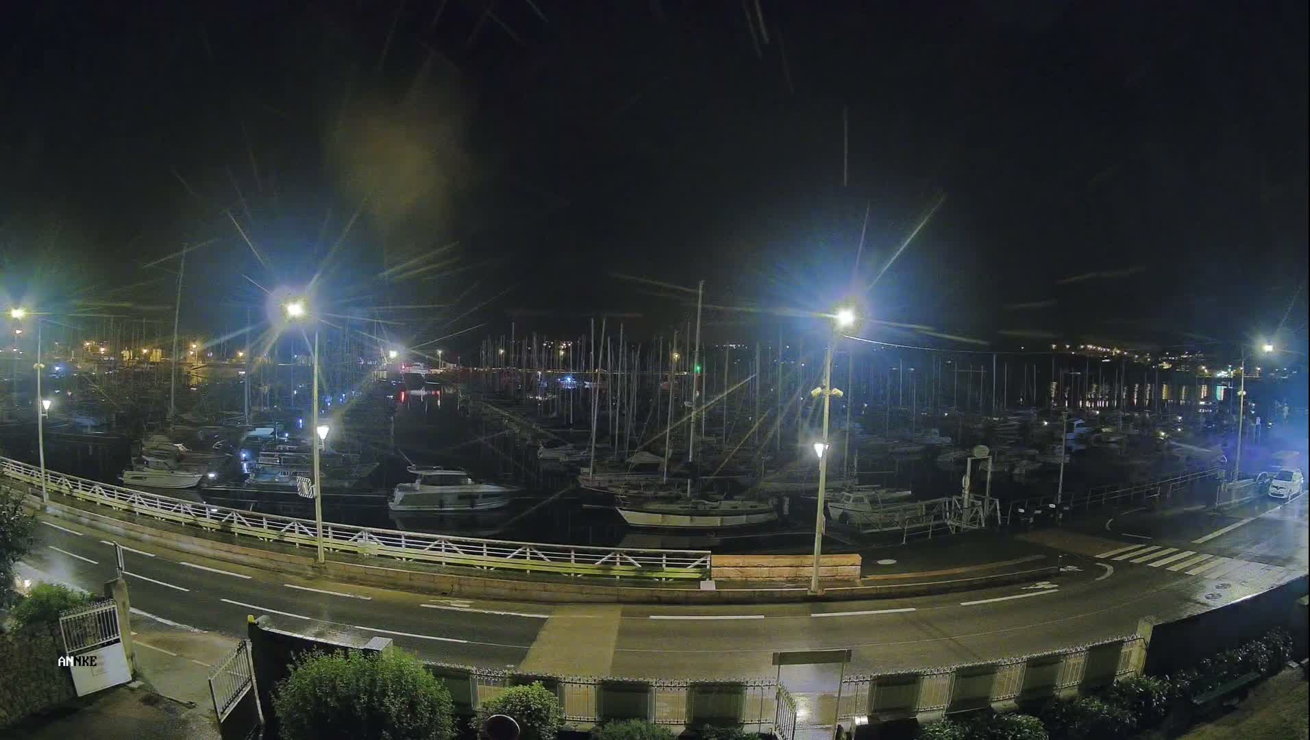 Perros-Guirec, Port de Perros Marine Live Cam - Lannion, Cotes-d'Armor, Bretagne, France