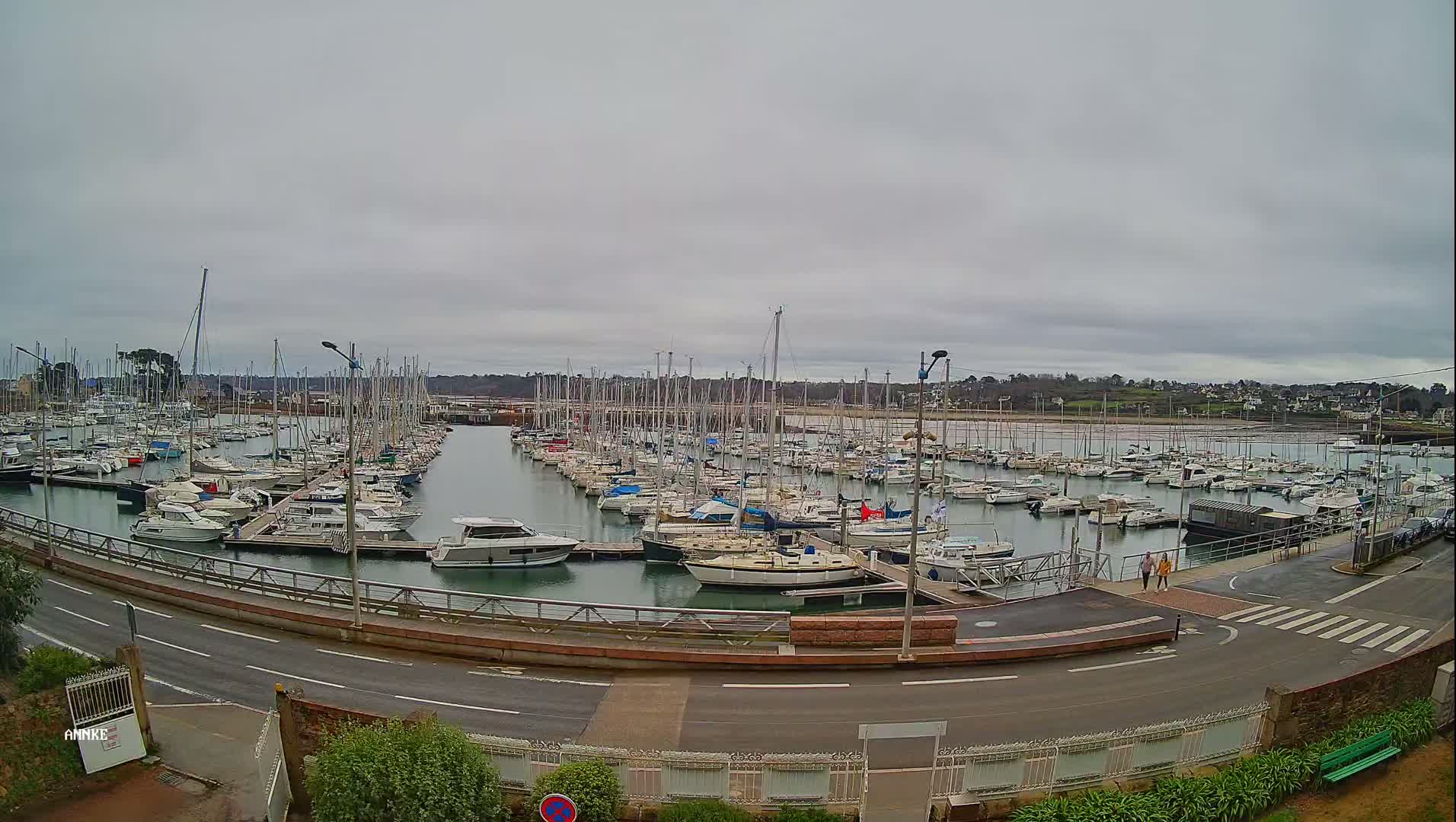Perros-Guirec, Port de Perros Marine Live Cam - Lannion, Cotes-d'Armor, Bretagne, France