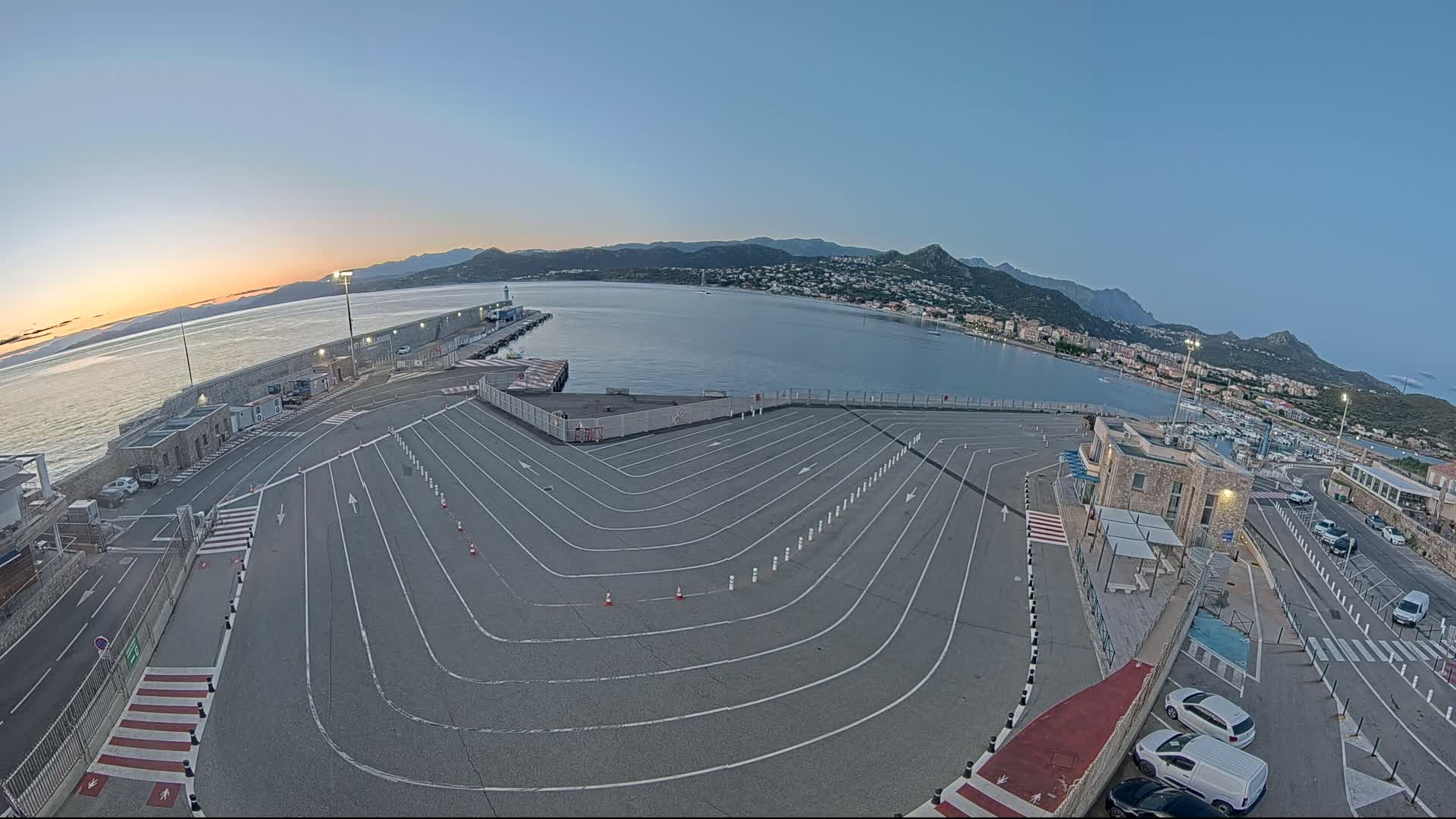 Port de l'Ile Rousse Port Live Cam - Calvi, Haute-Corse, Corse, France