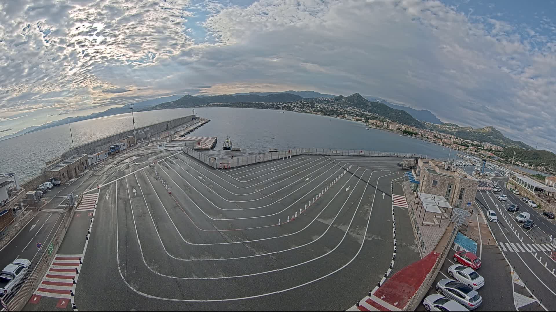 Port de l'Ile Rousse Port Live Cam - Calvi, Haute-Corse, Corse, France