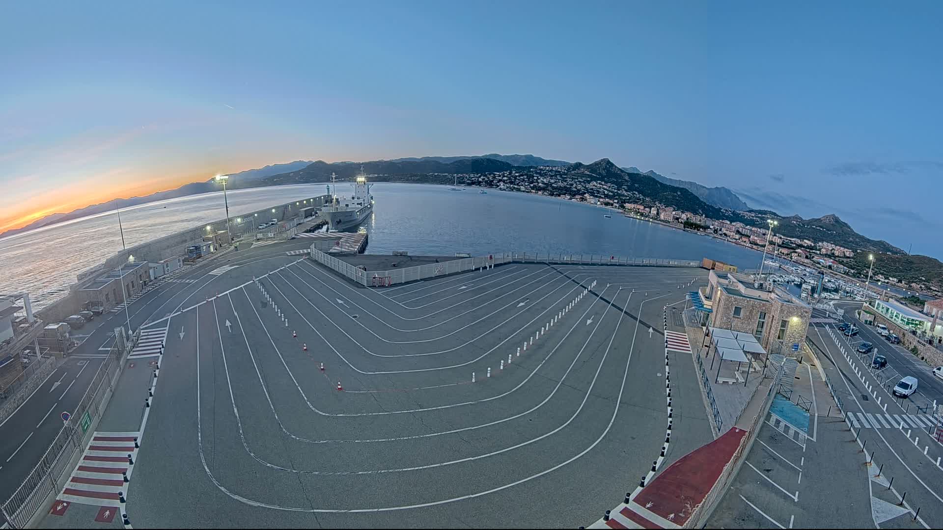 Port de l'Ile Rousse Port Live Cam - Calvi, Haute-Corse, Corse, France