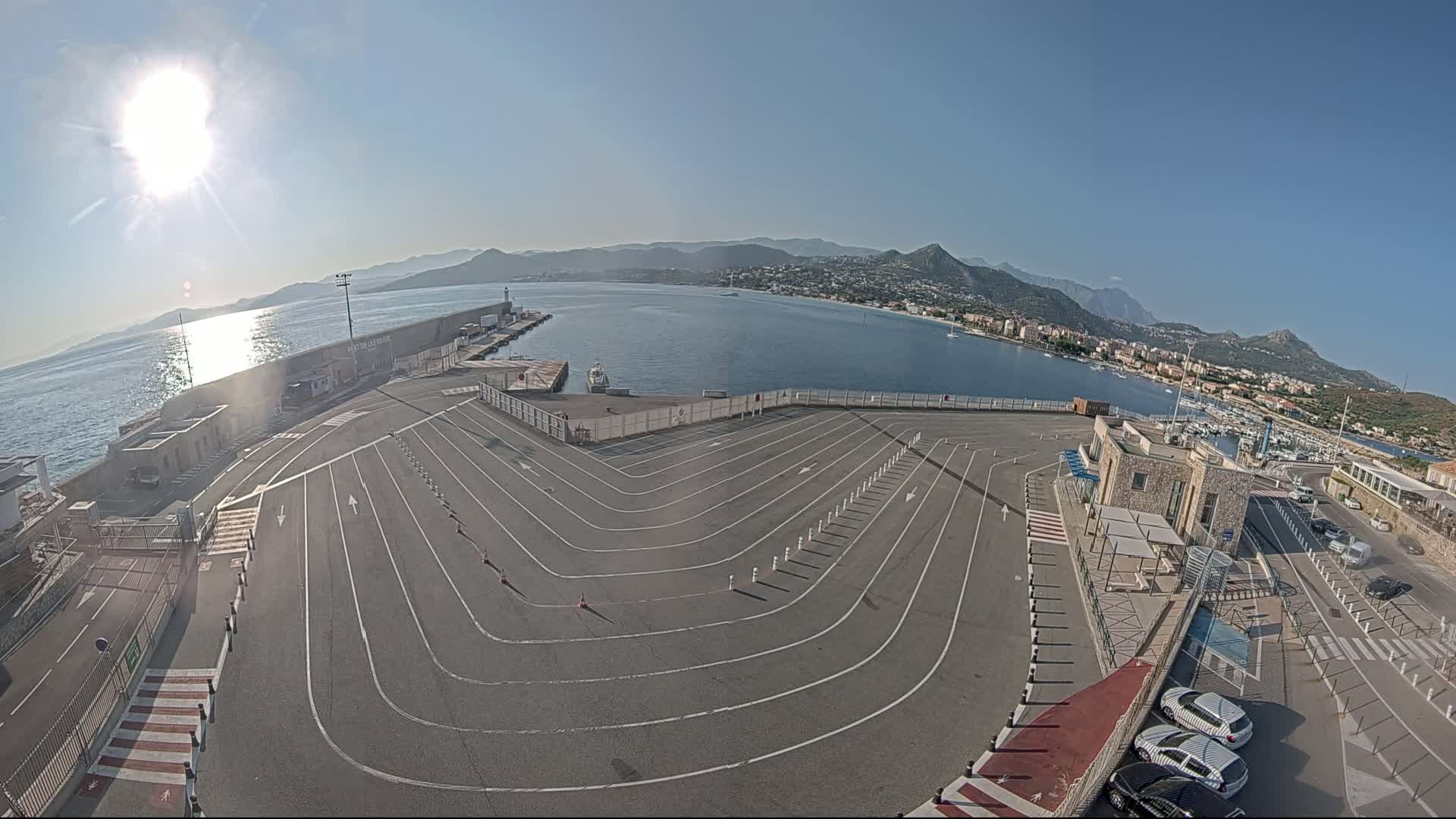 Port de l'Ile Rousse Port Live Cam - Calvi, Haute-Corse, Corse, France