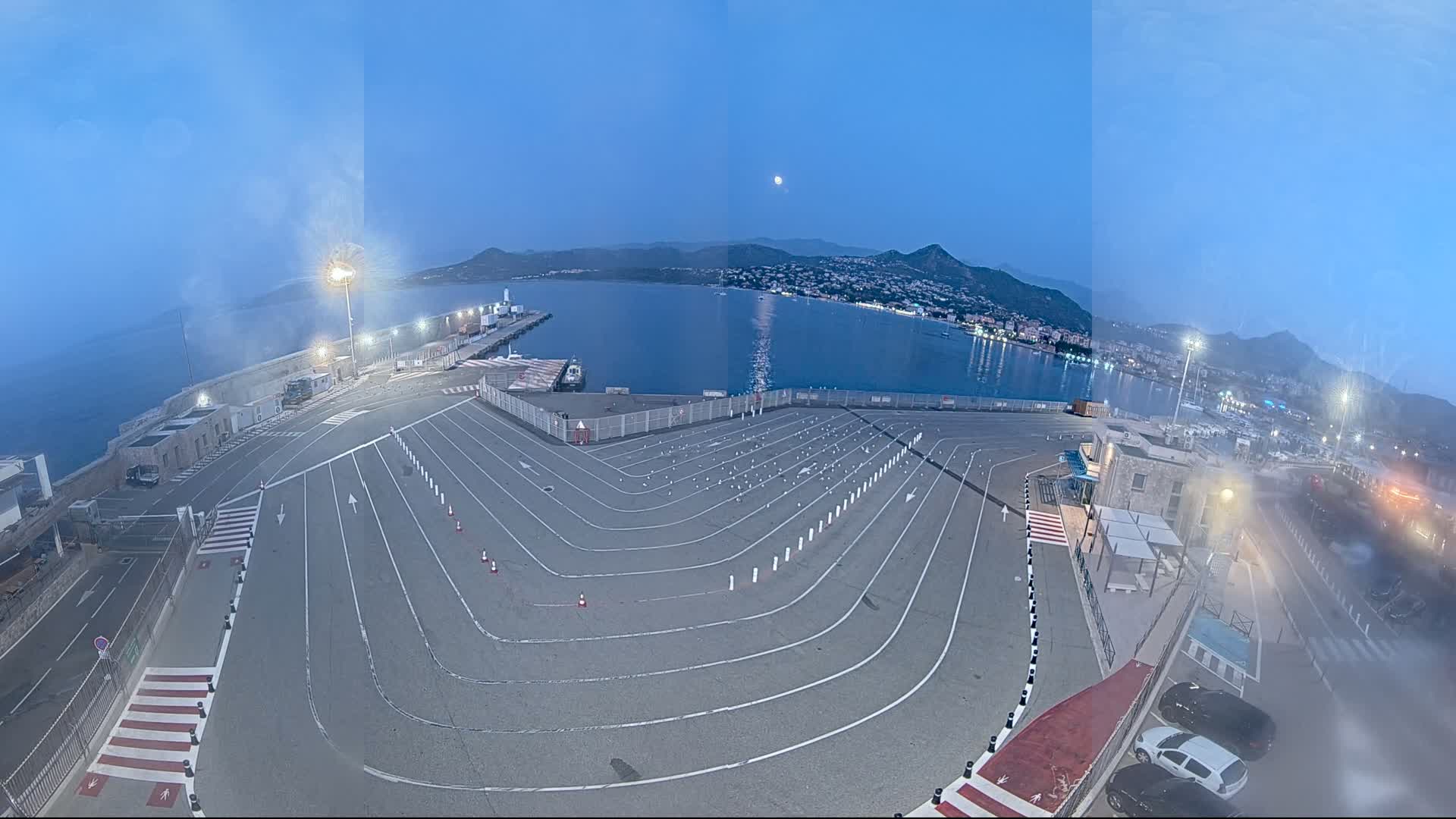 Port de l'Ile Rousse Port Live Cam - Calvi, Haute-Corse, Corse, France