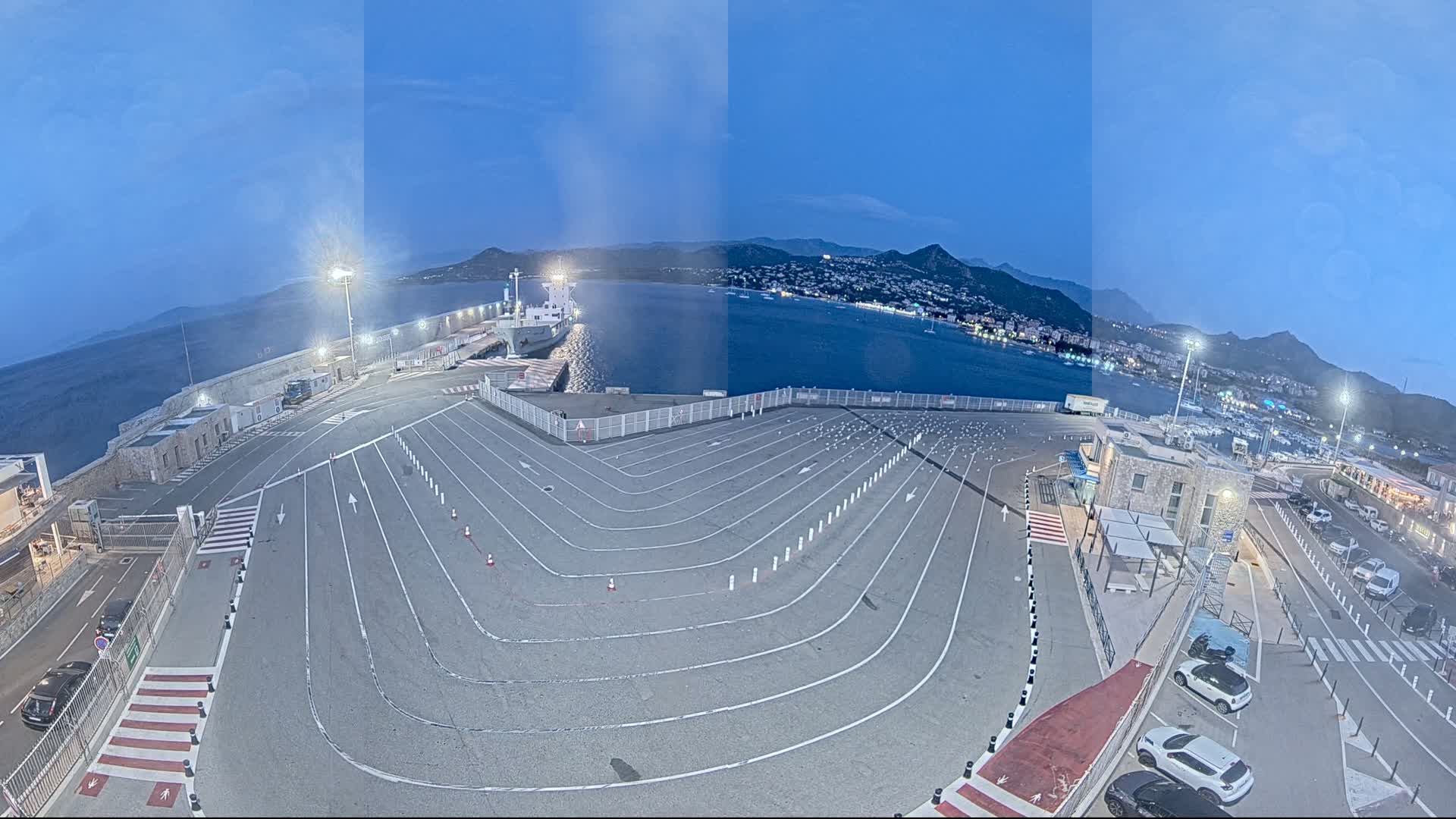 Port de l'Ile Rousse Port Live Cam - Calvi, Haute-Corse, Corse, France