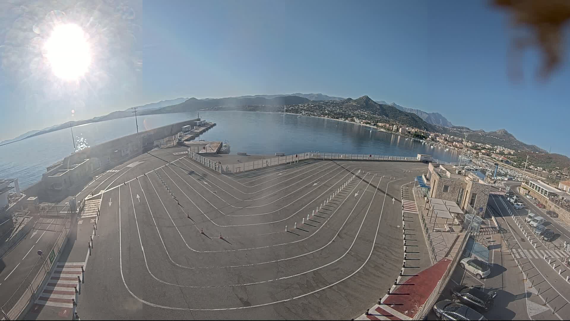 Port de l'Ile Rousse Port Live Cam - Calvi, Haute-Corse, Corse, France