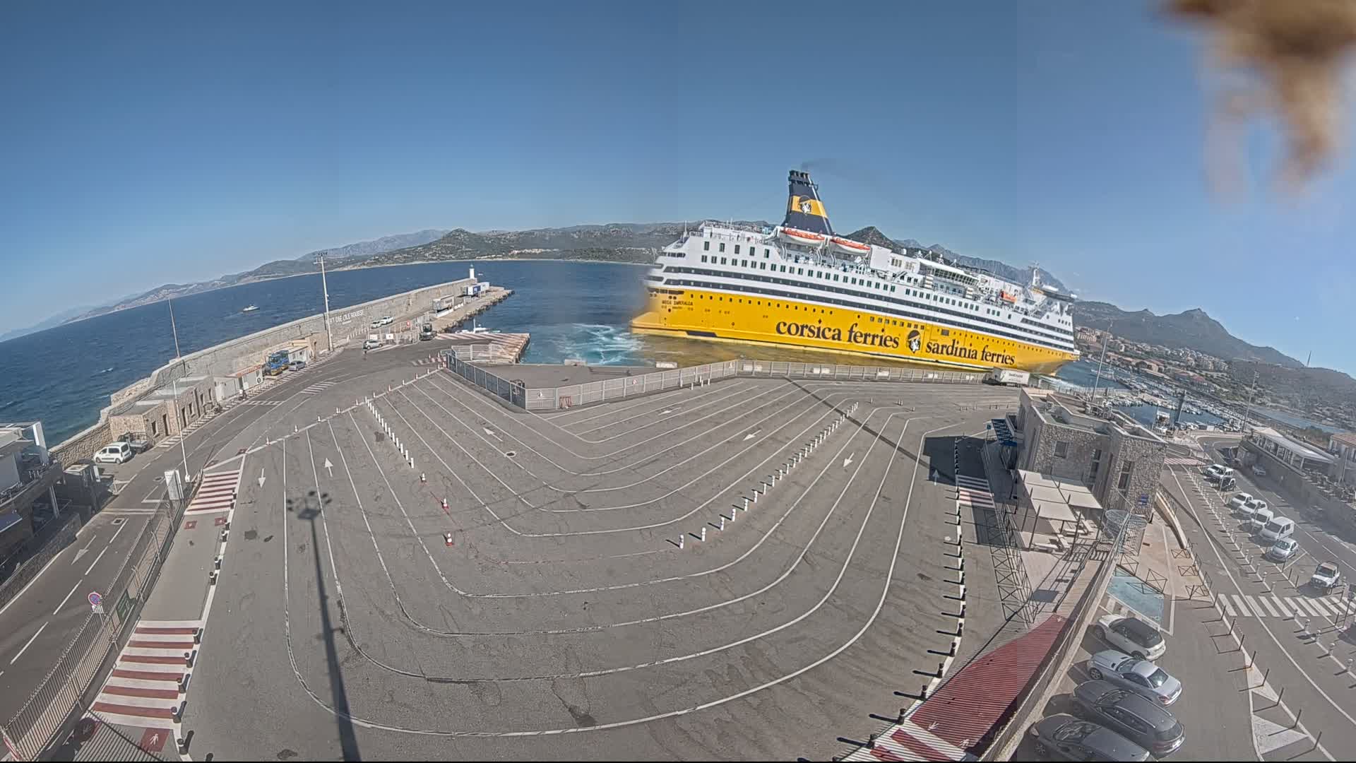 Port de l'Ile Rousse Port Live Cam - Calvi, Haute-Corse, Corse, France