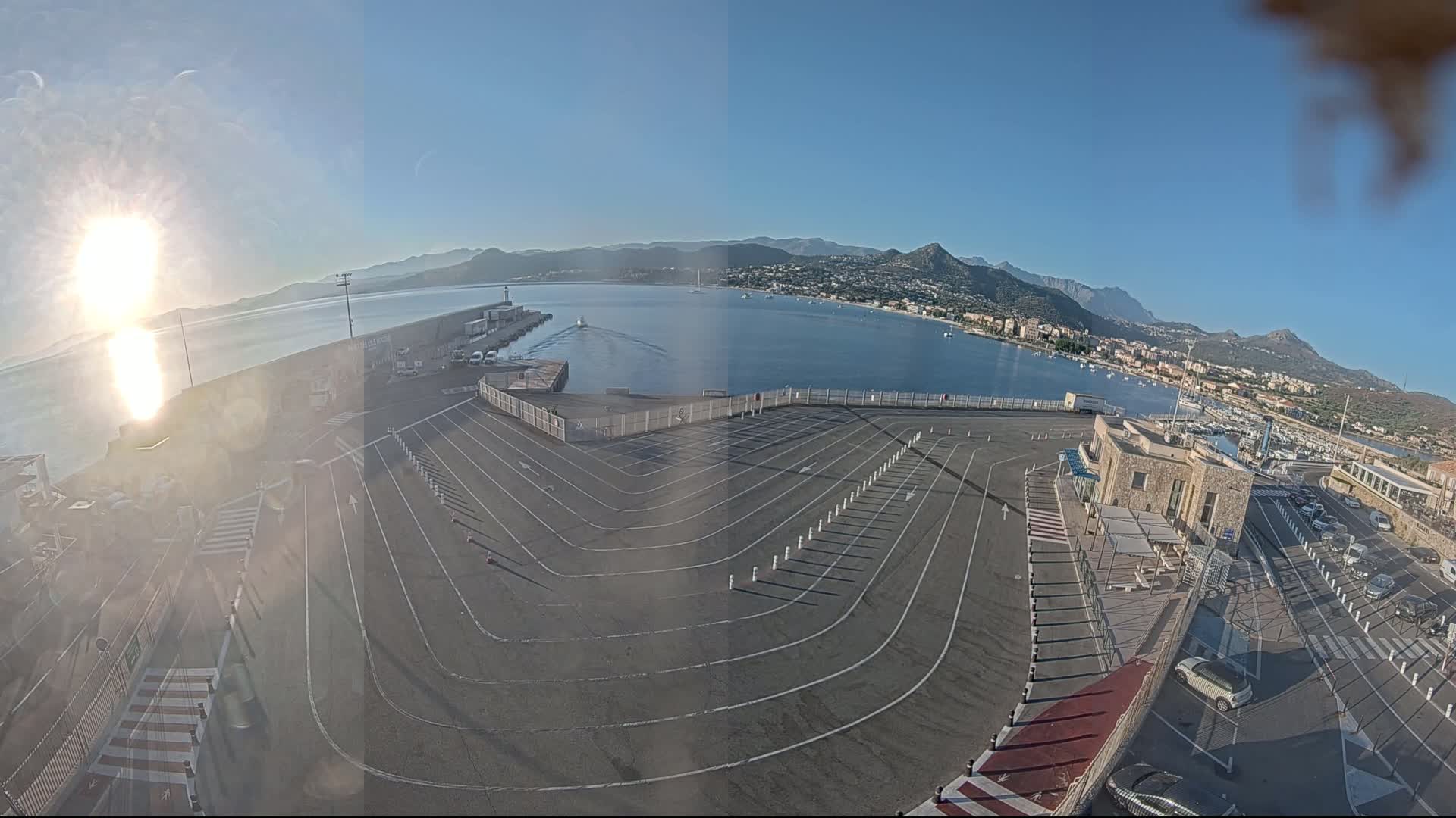 Port de l'Ile Rousse Port Live Cam - Calvi, Haute-Corse, Corse, France