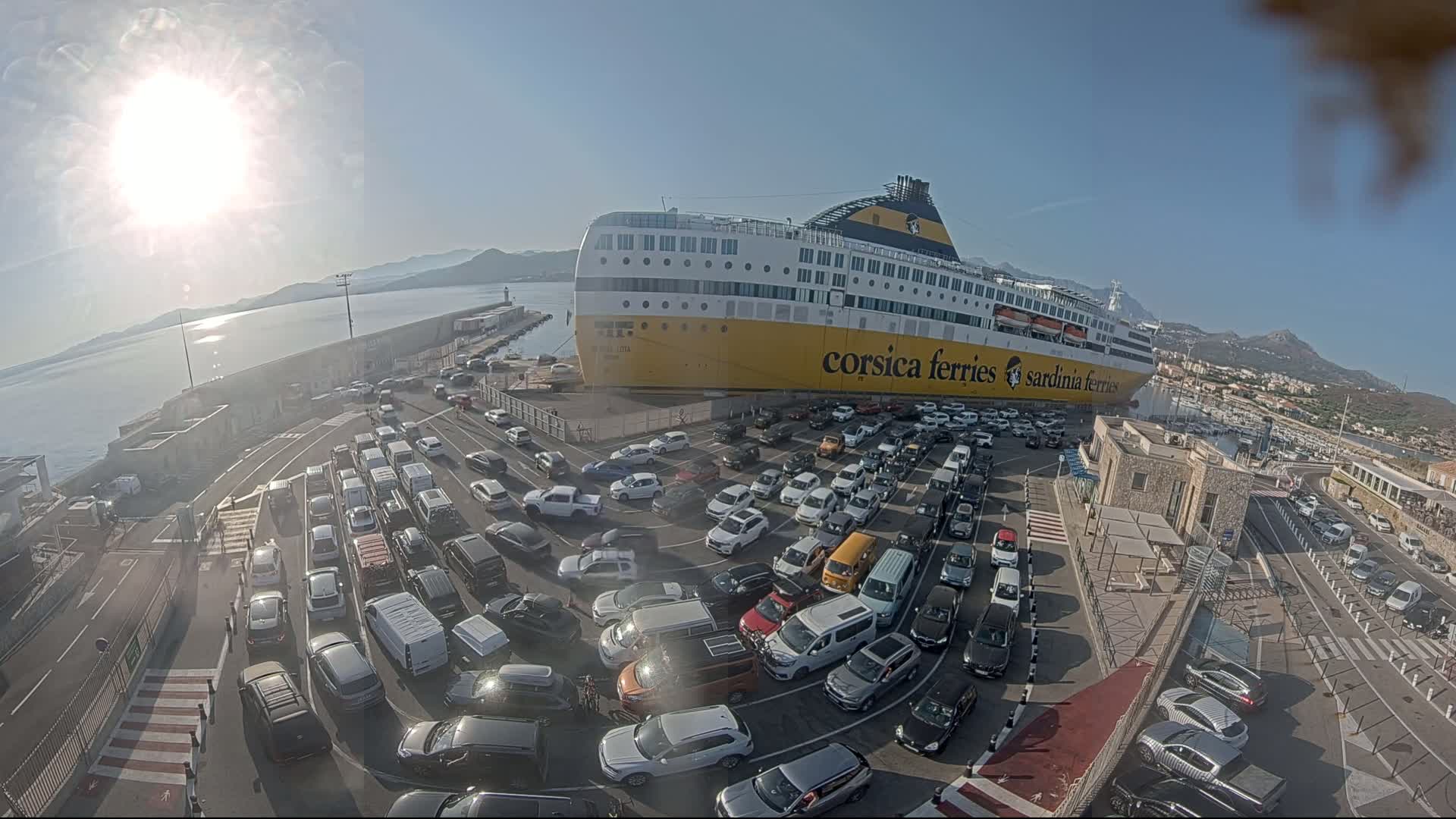 Port de l'Ile Rousse Port Live Cam - Calvi, Haute-Corse, Corse, France