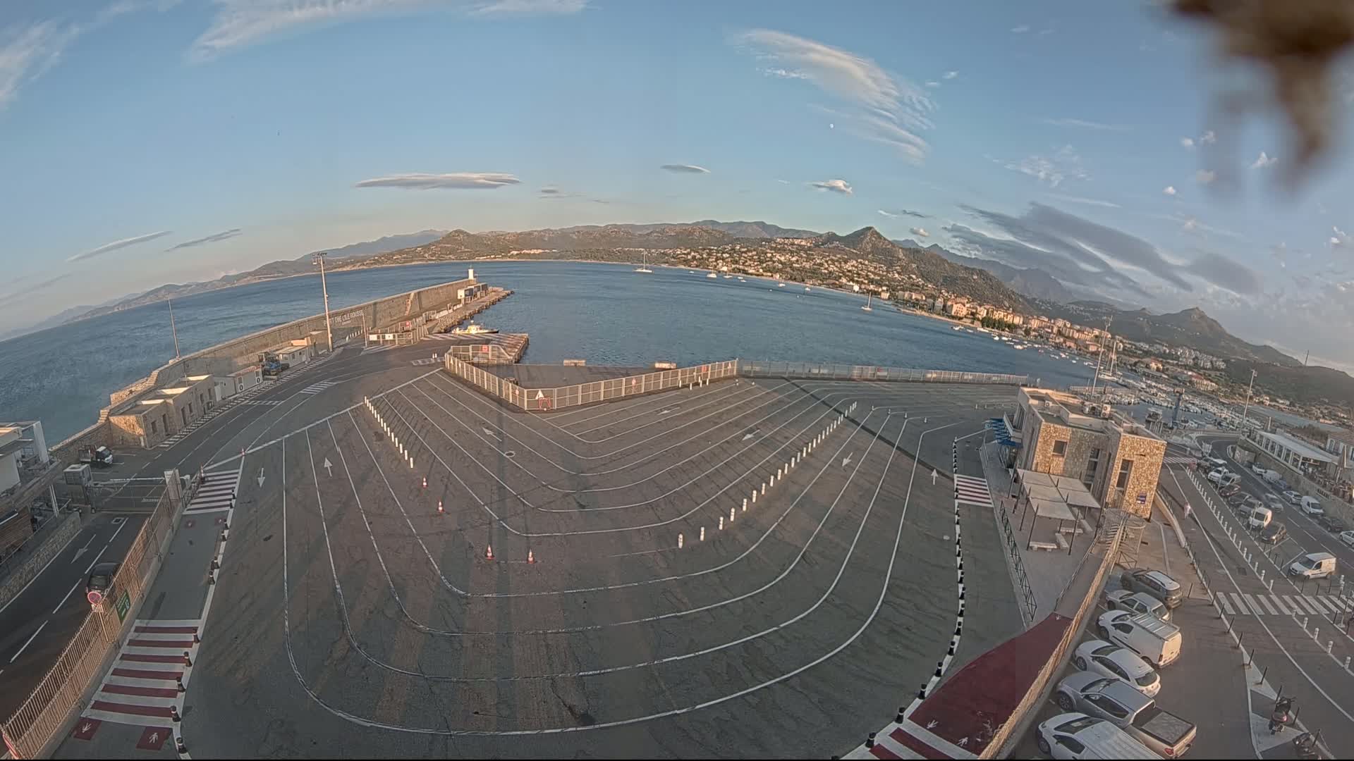 Port de l'Ile Rousse Port Live Cam - Calvi, Haute-Corse, Corse, France
