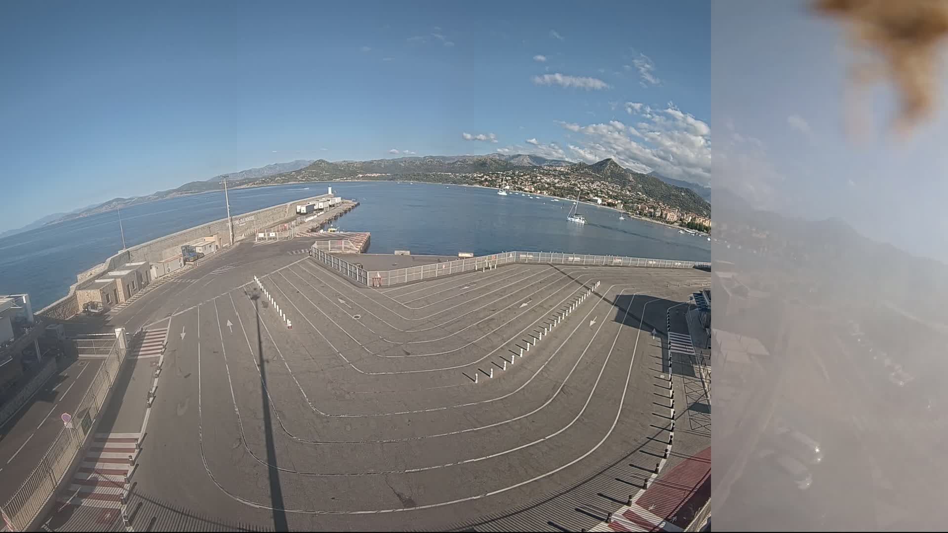 Port de l'Ile Rousse Port Live Cam - Calvi, Haute-Corse, Corse, France
