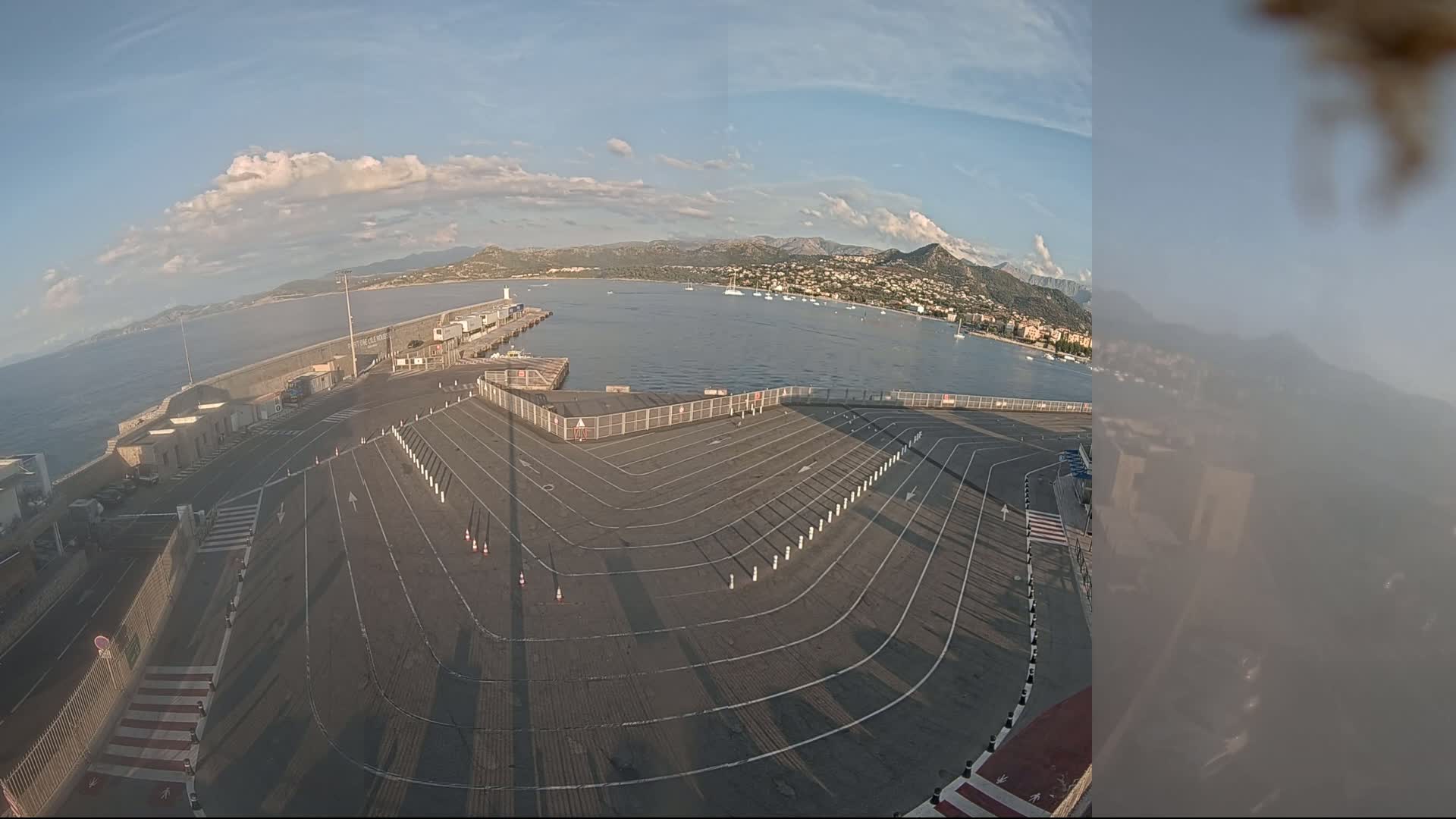 Port de l'Ile Rousse Port Live Cam - Calvi, Haute-Corse, Corse, France