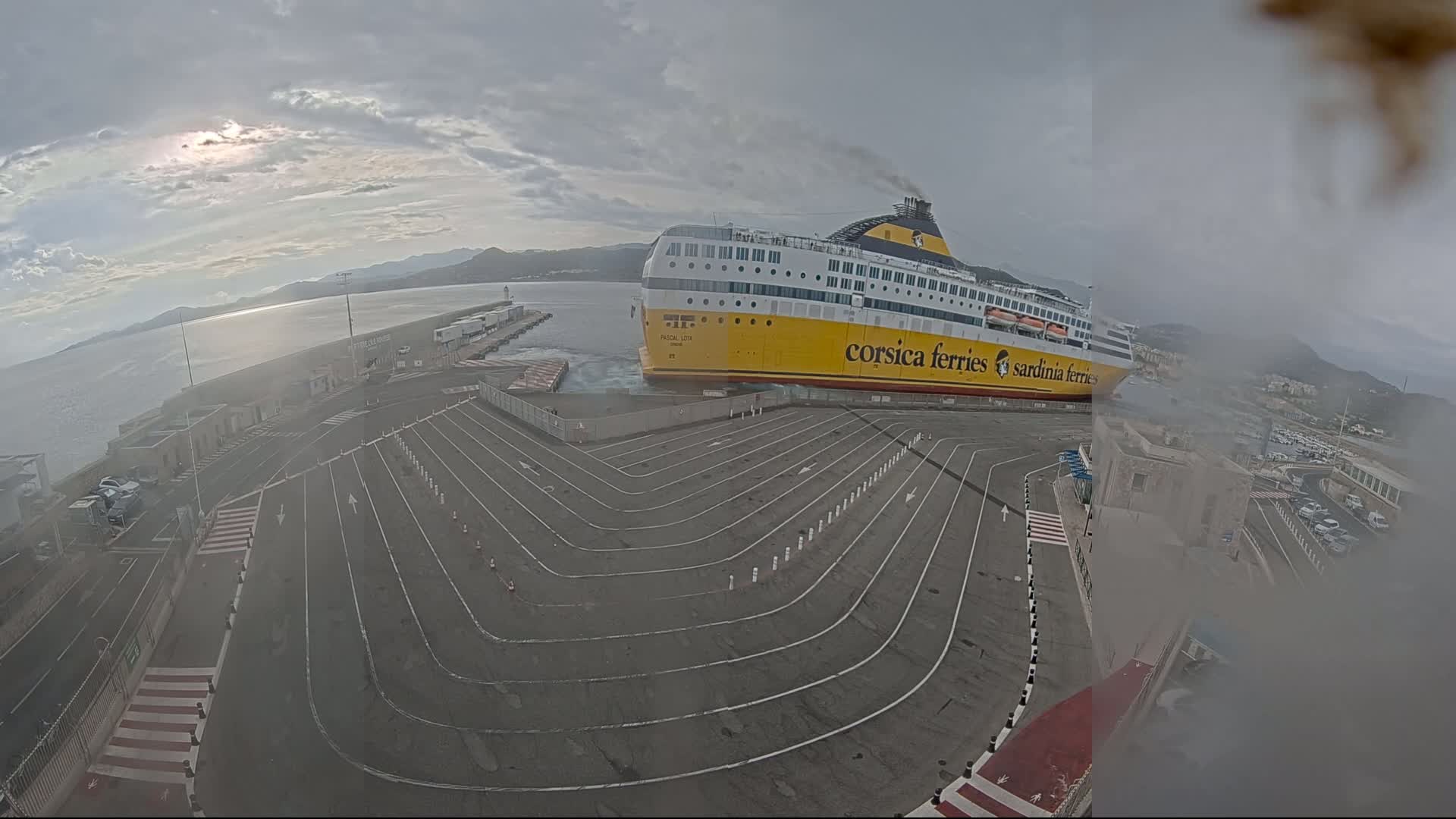 Port de l'Ile Rousse Port Live Cam - Calvi, Haute-Corse, Corse, France