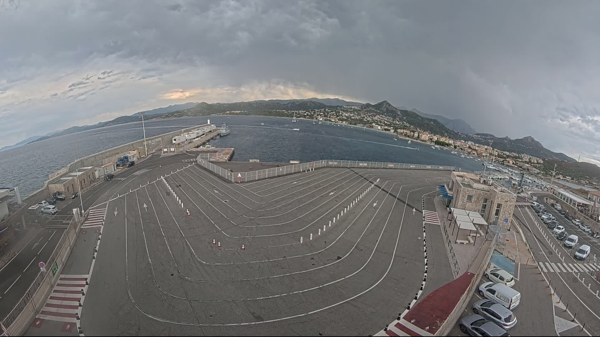 Port de l'Ile Rousse Port Live Cam - Calvi, Haute-Corse, Corse, France