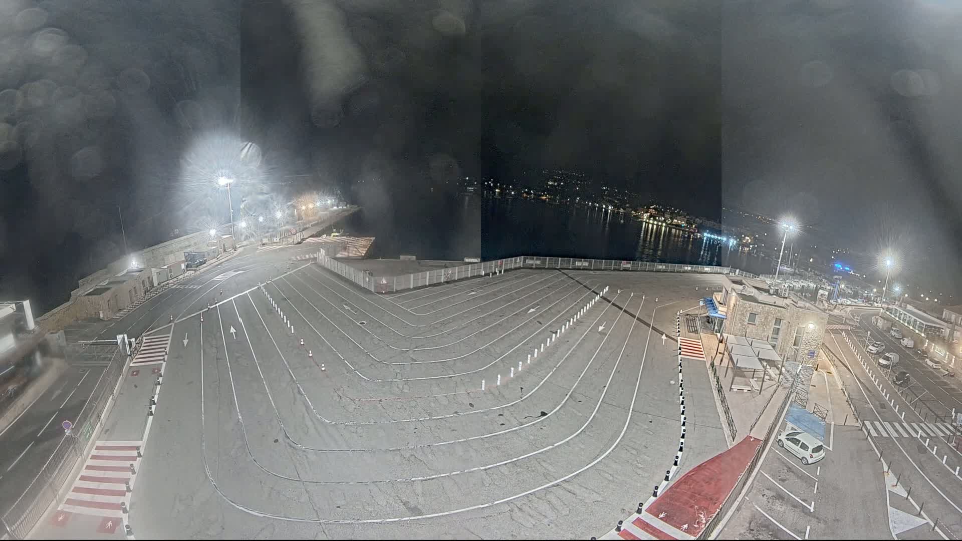 Port de l'Ile Rousse Port Live Cam - Calvi, Haute-Corse, Corse, France
