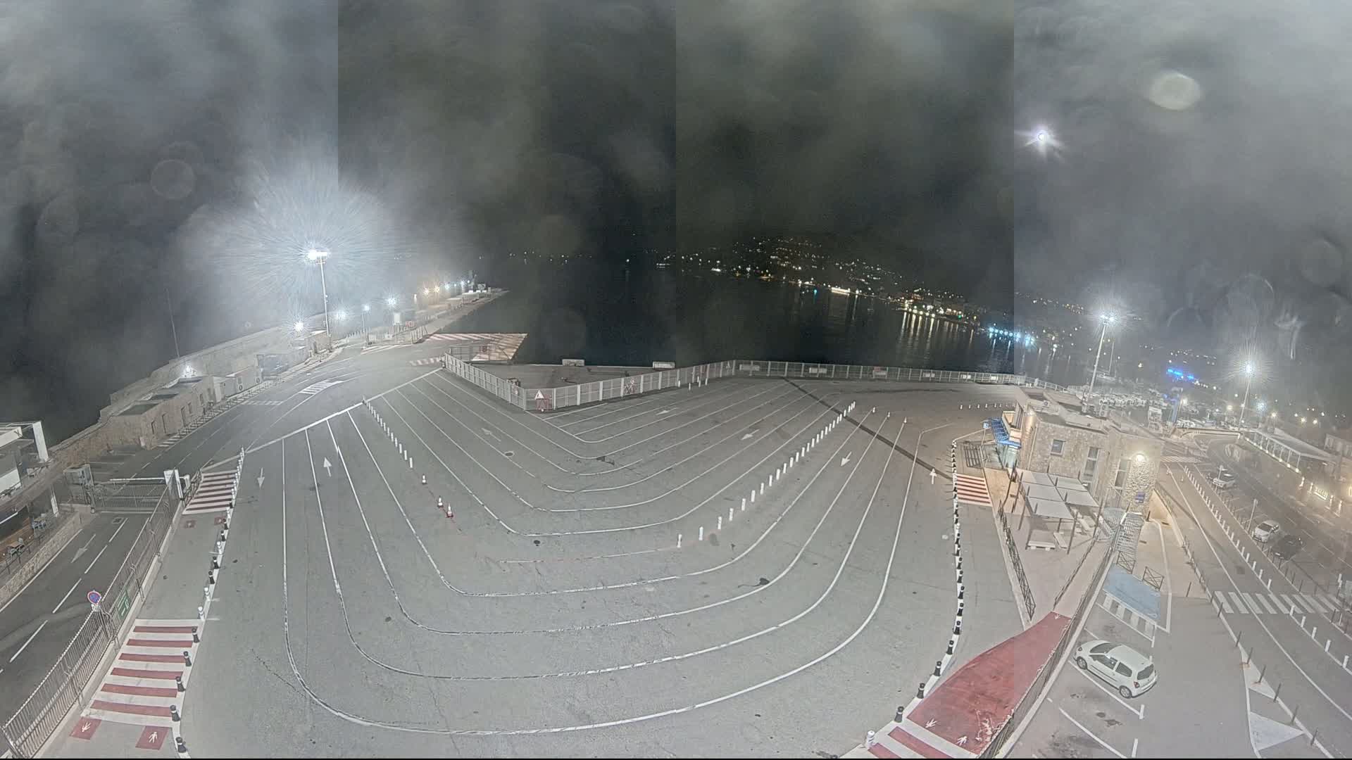 Port de l'Ile Rousse Port Live Cam - Calvi, Haute-Corse, Corse, France