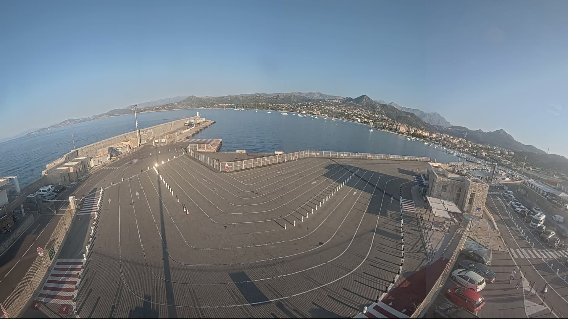 Port de l'Ile Rousse Port Live Cam - Calvi, Haute-Corse, Corse, France