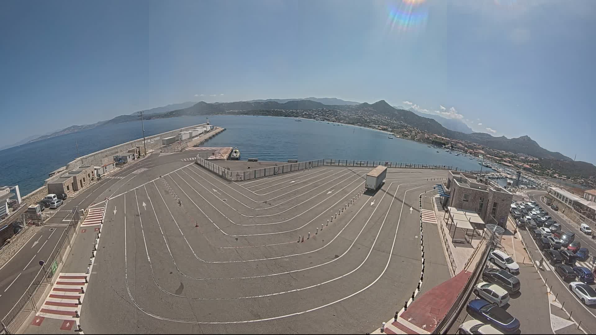 Port de l'Ile Rousse Port Live Cam - Calvi, Haute-Corse, Corse, France