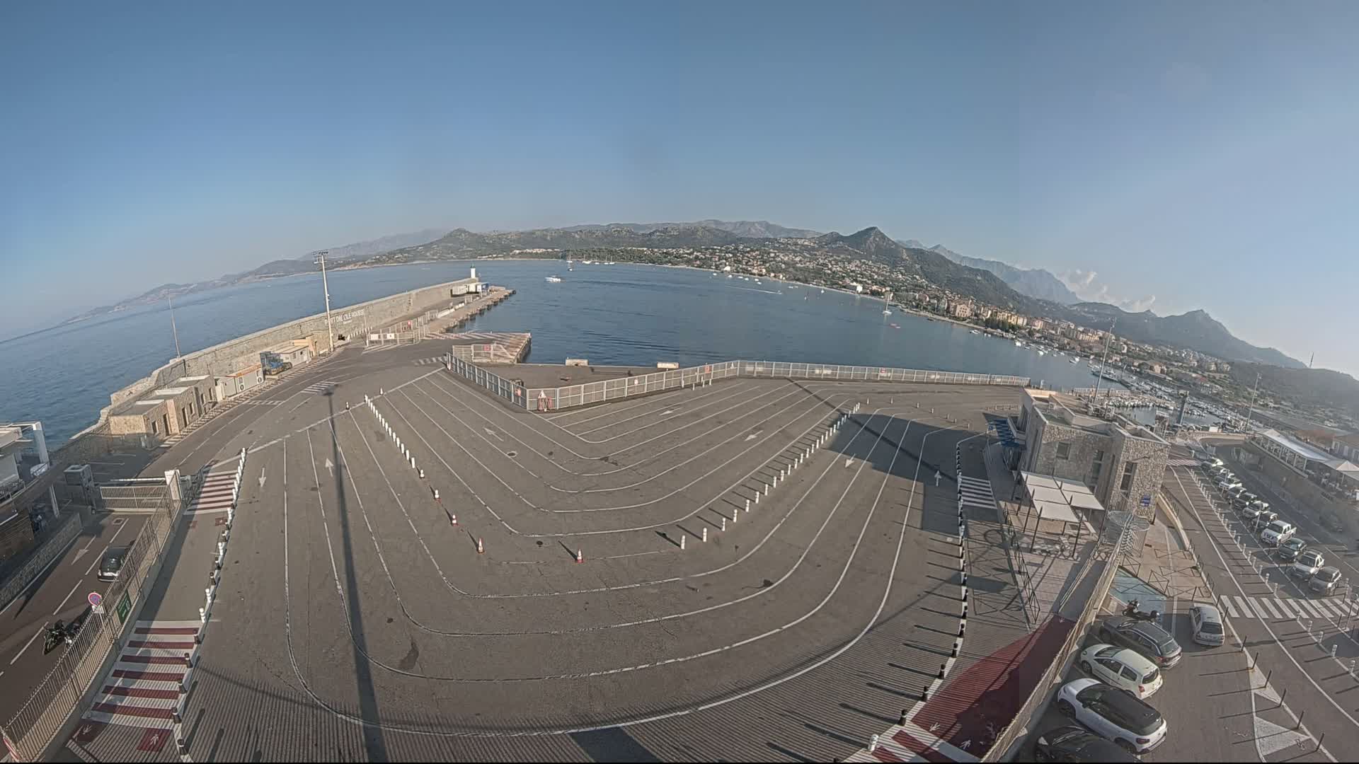 Port de l'Ile Rousse Port Live Cam - Calvi, Haute-Corse, Corse, France
