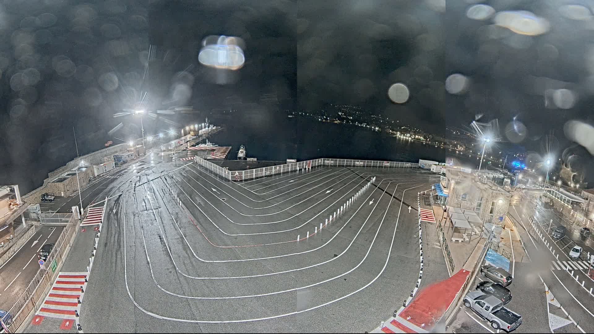 Port de l'Ile Rousse Port Live Cam - Calvi, Haute-Corse, Corse, France