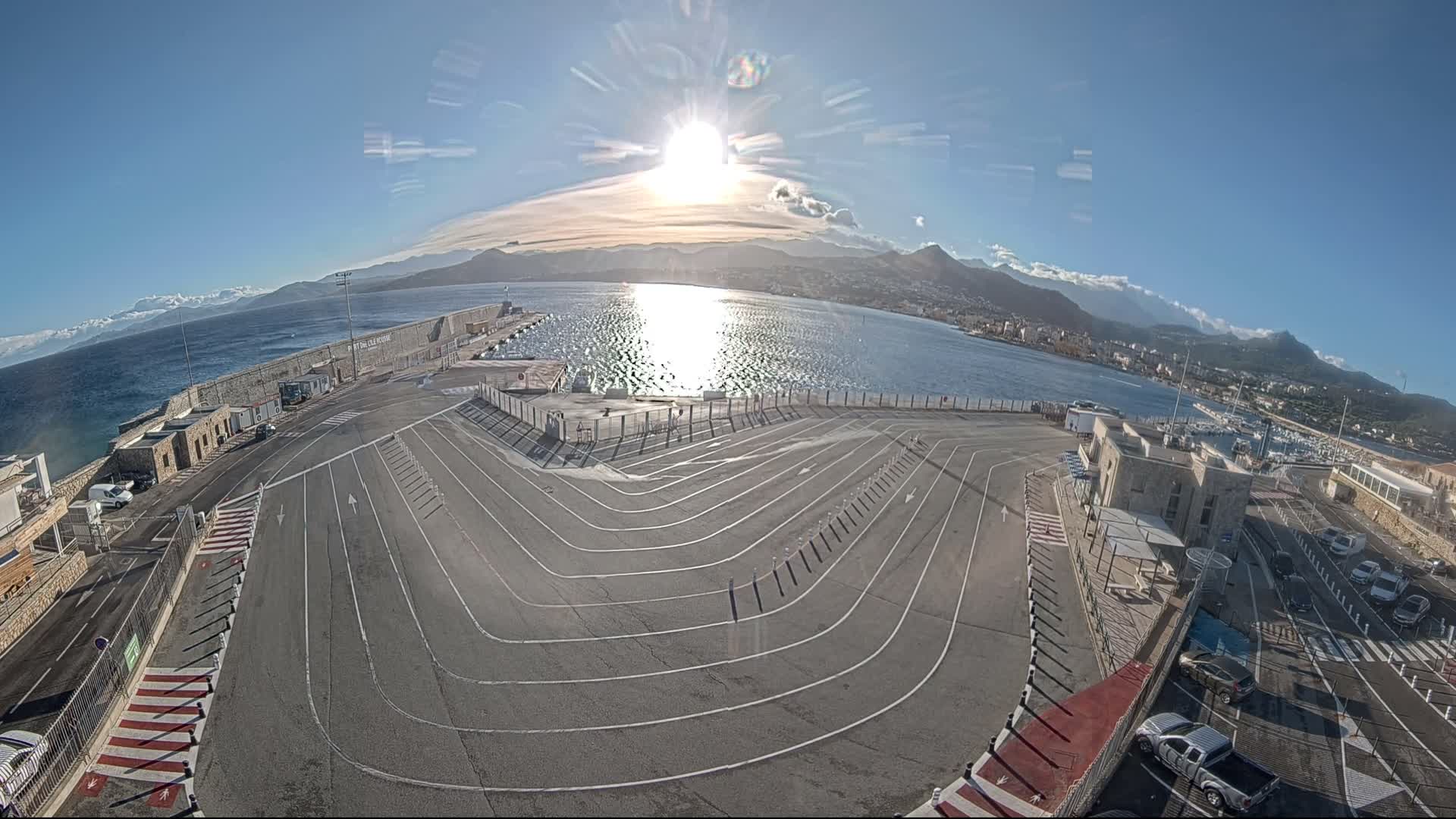 Port de l'Ile Rousse Port Live Cam - Calvi, Haute-Corse, Corse, France