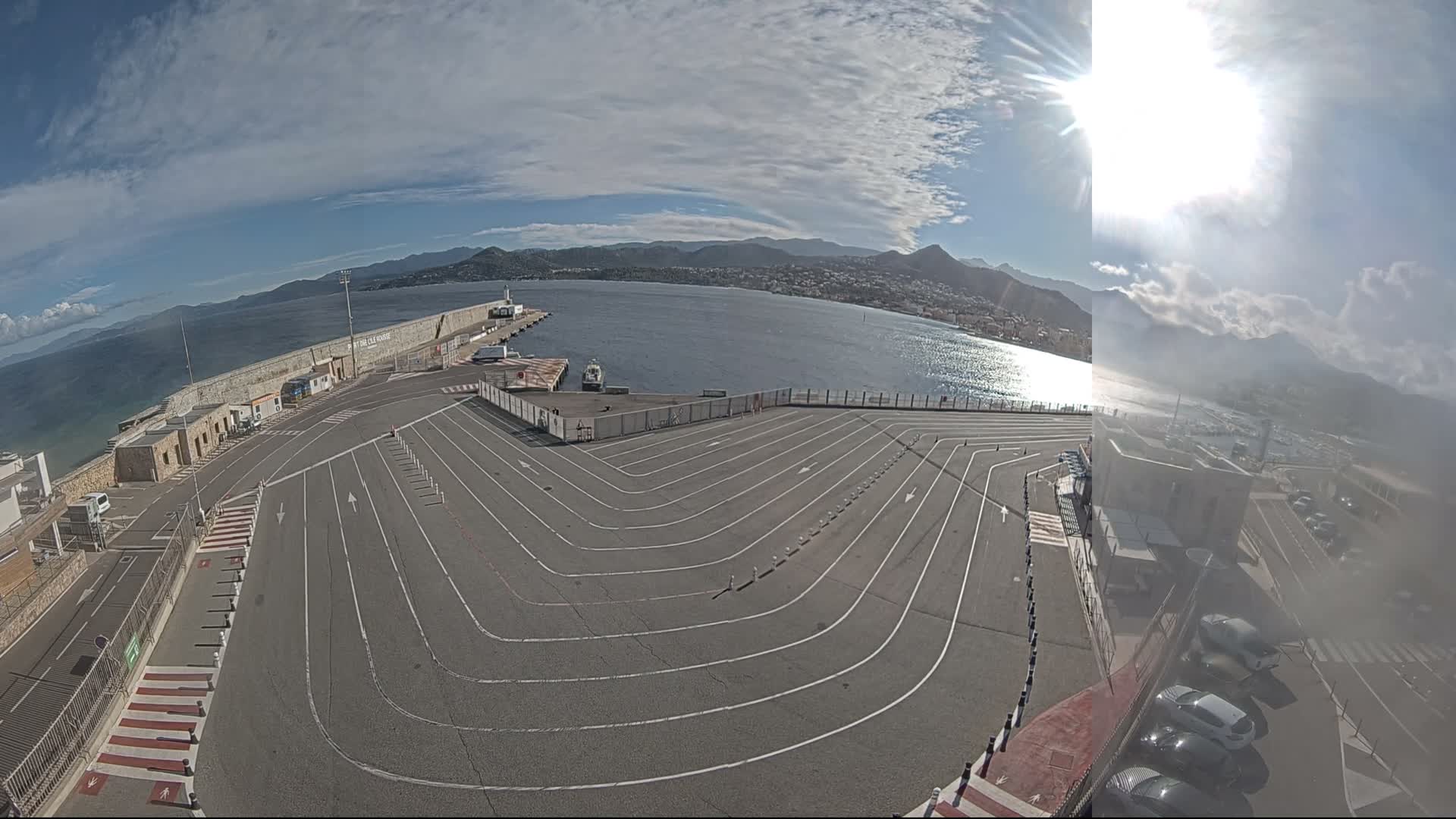 Port de l'Ile Rousse Port Live Cam - Calvi, Haute-Corse, Corse, France
