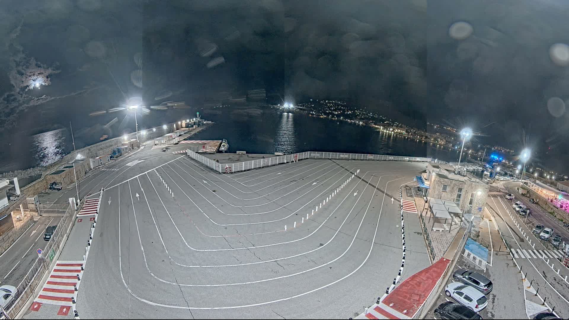 Port de l'Ile Rousse Port Live Cam - Calvi, Haute-Corse, Corse, France