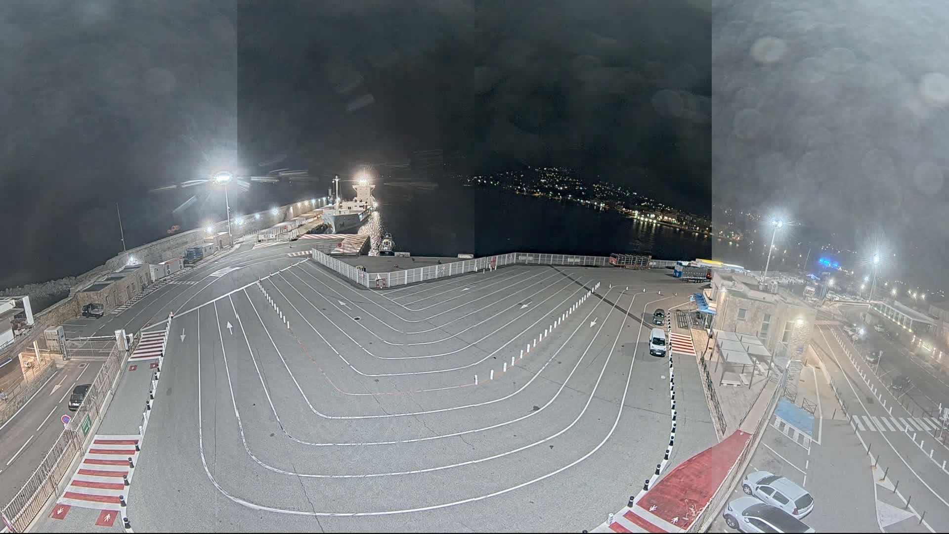 Port de l'Ile Rousse Port Live Cam - Calvi, Haute-Corse, Corse, France