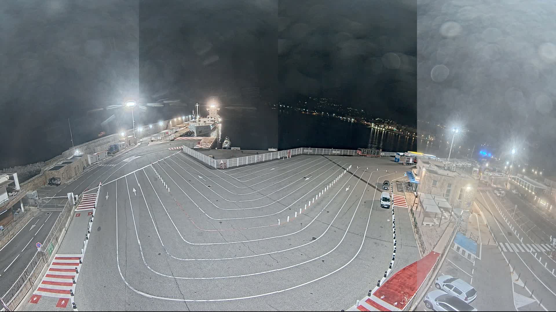 Port de l'Ile Rousse Port Live Cam - Calvi, Haute-Corse, Corse, France