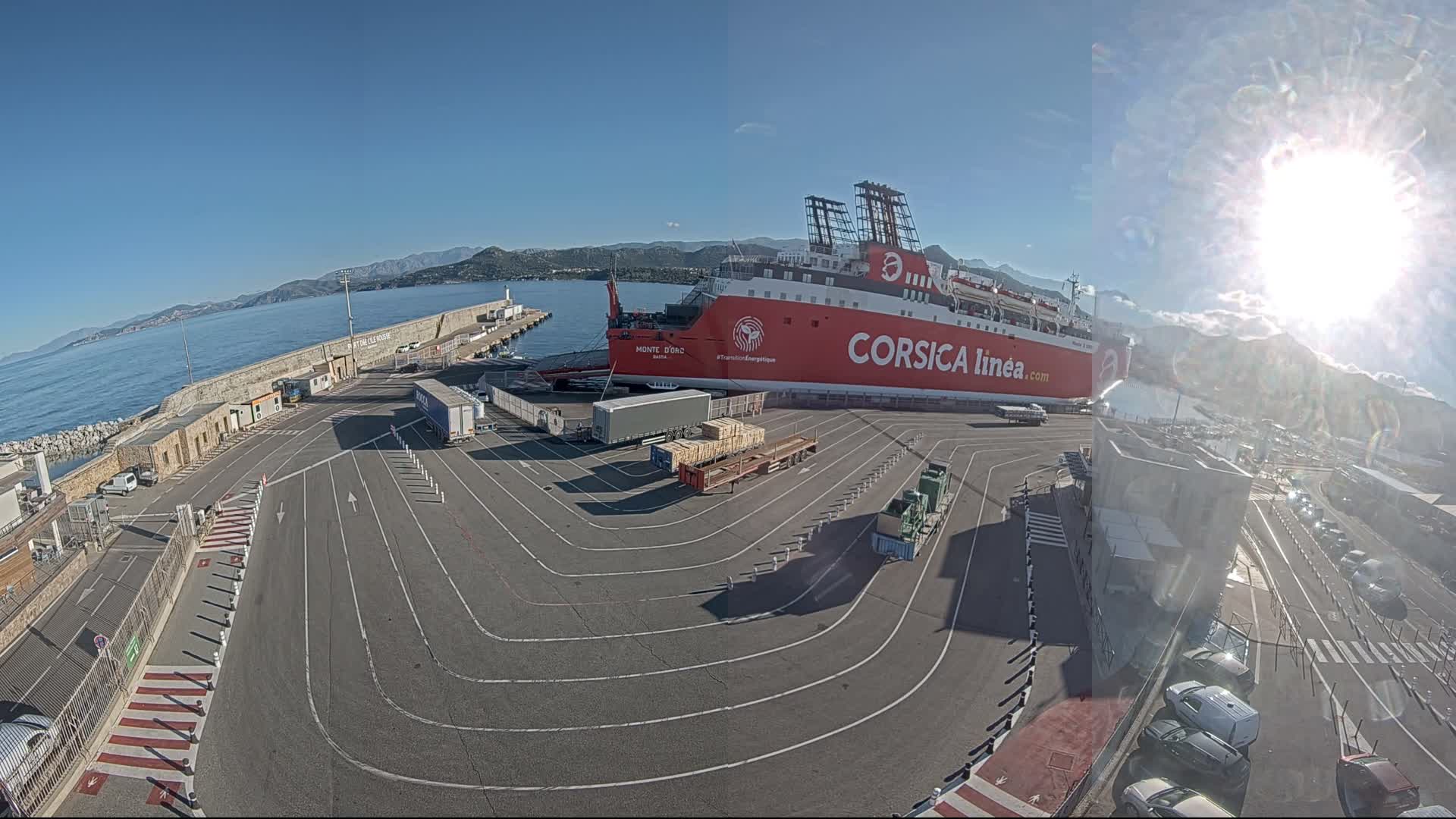 Port de l'Ile Rousse Port Live Cam - Calvi, Haute-Corse, Corse, France