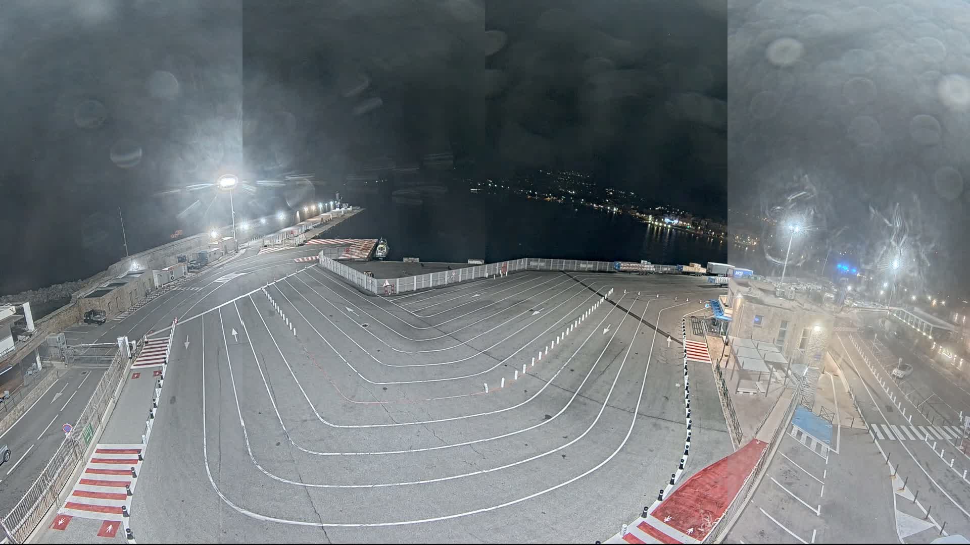 Port de l'Ile Rousse Port Live Cam - Calvi, Haute-Corse, Corse, France