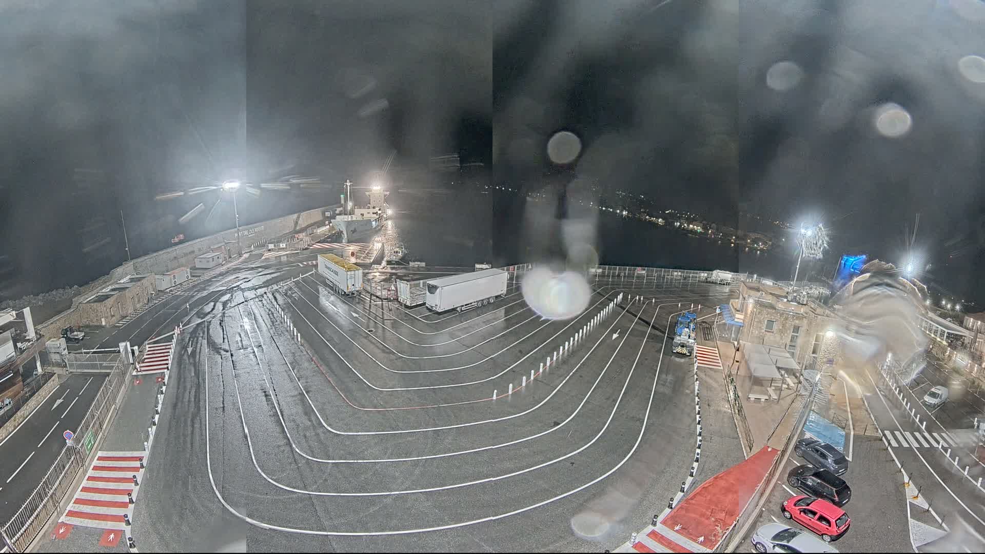Port de l'Ile Rousse Port Live Cam - Calvi, Haute-Corse, Corse, France