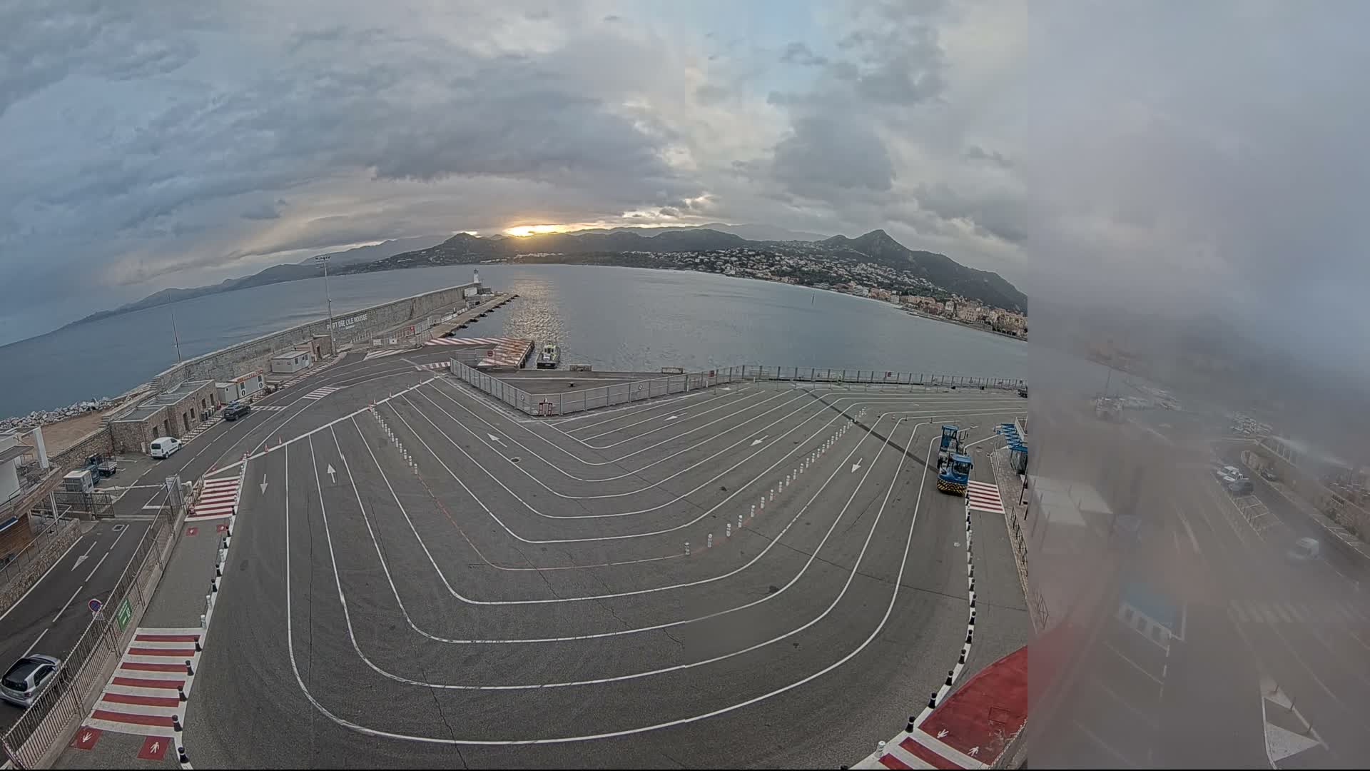 Port de l'Ile Rousse Port Live Cam - Calvi, Haute-Corse, Corse, France