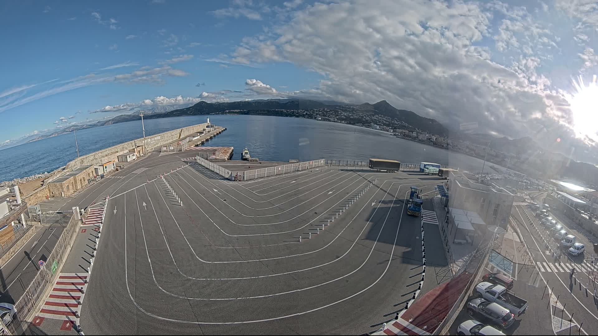 Port de l'Ile Rousse Port Live Cam - Calvi, Haute-Corse, Corse, France