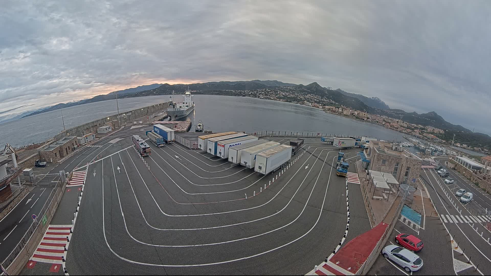 Port de l'Ile Rousse Port Live Cam - Calvi, Haute-Corse, Corse, France
