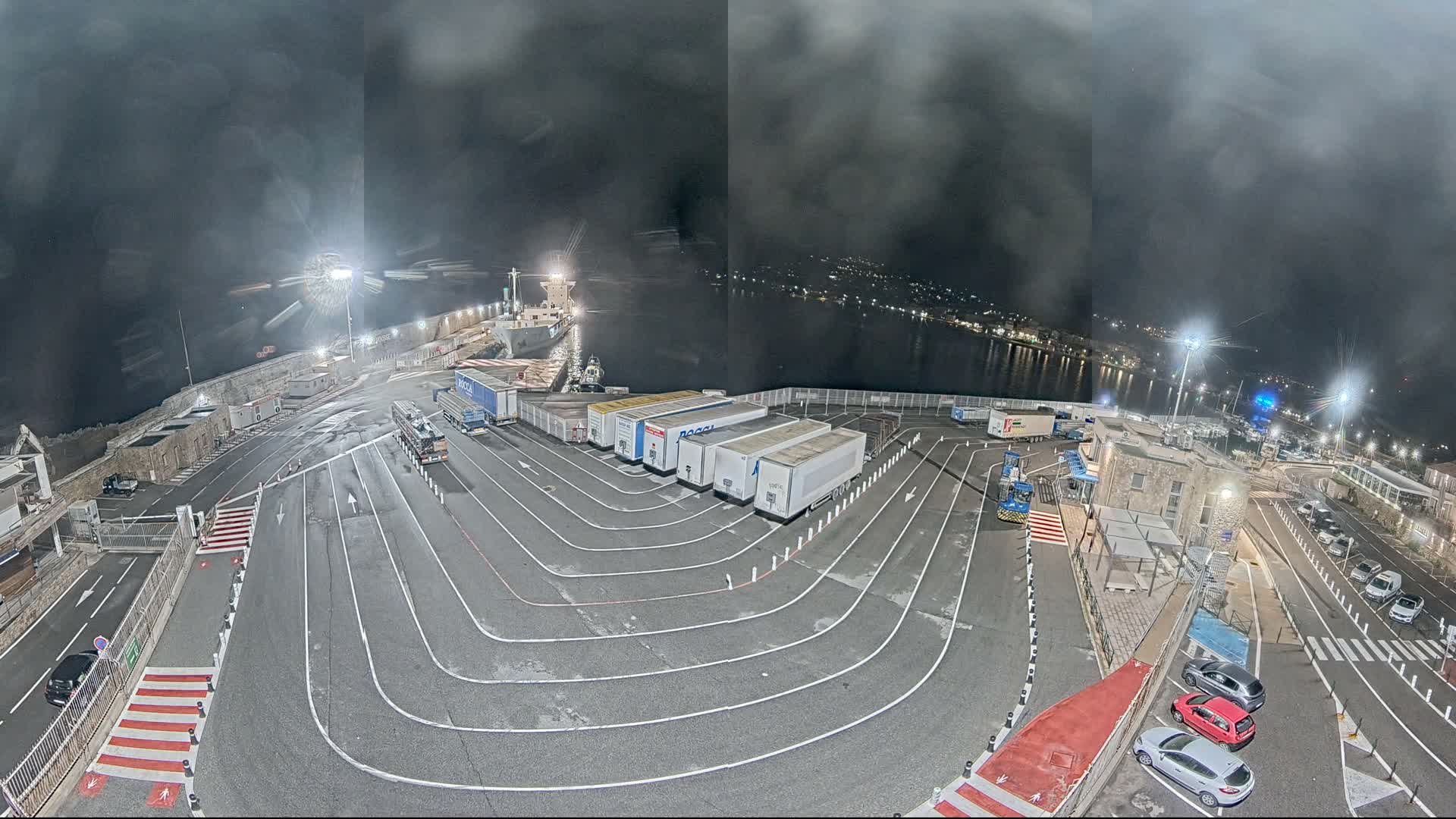 Port de l'Ile Rousse Port Live Cam - Calvi, Haute-Corse, Corse, France