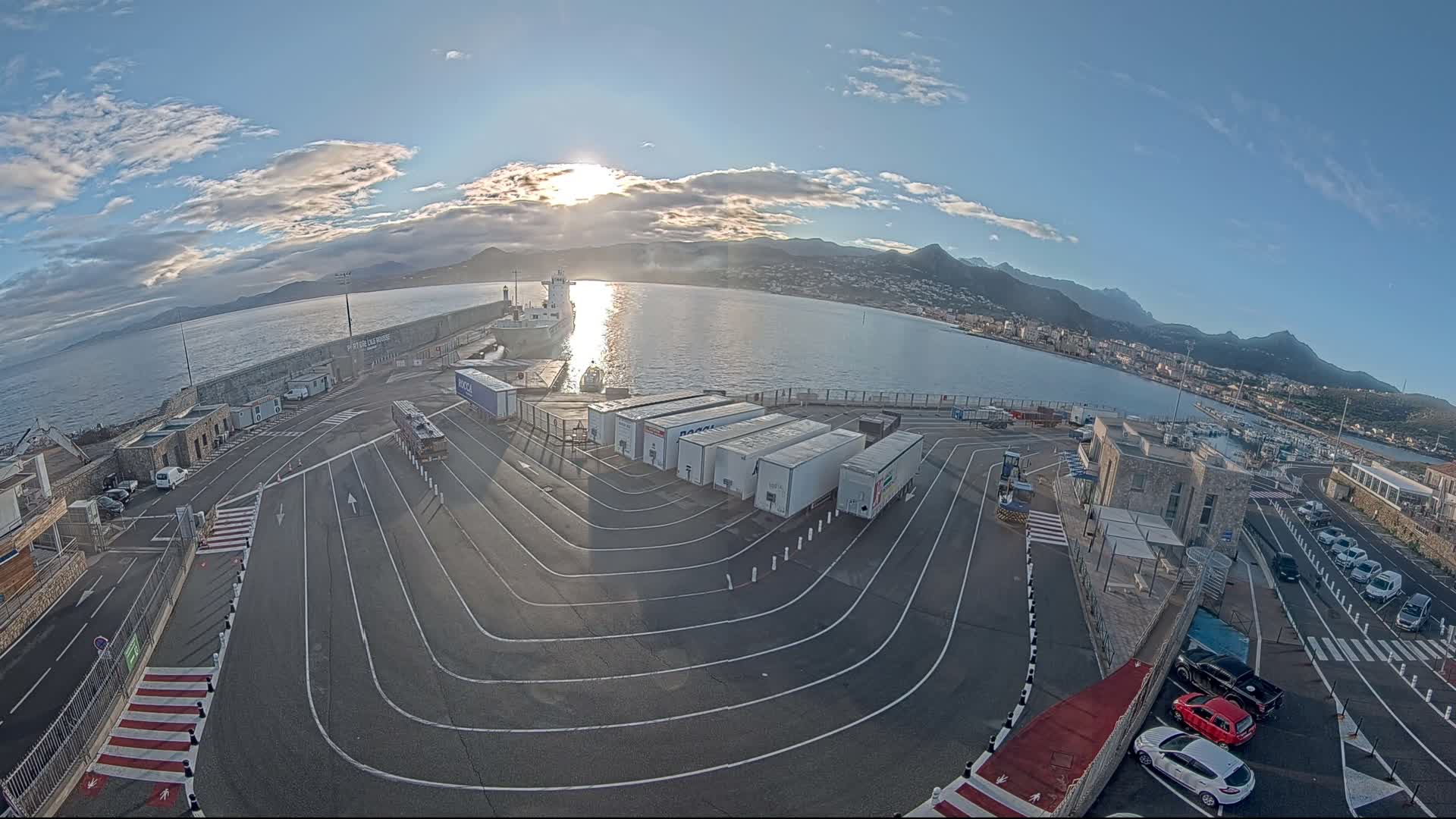 Port de l'Ile Rousse Port Live Cam - Calvi, Haute-Corse, Corse, France