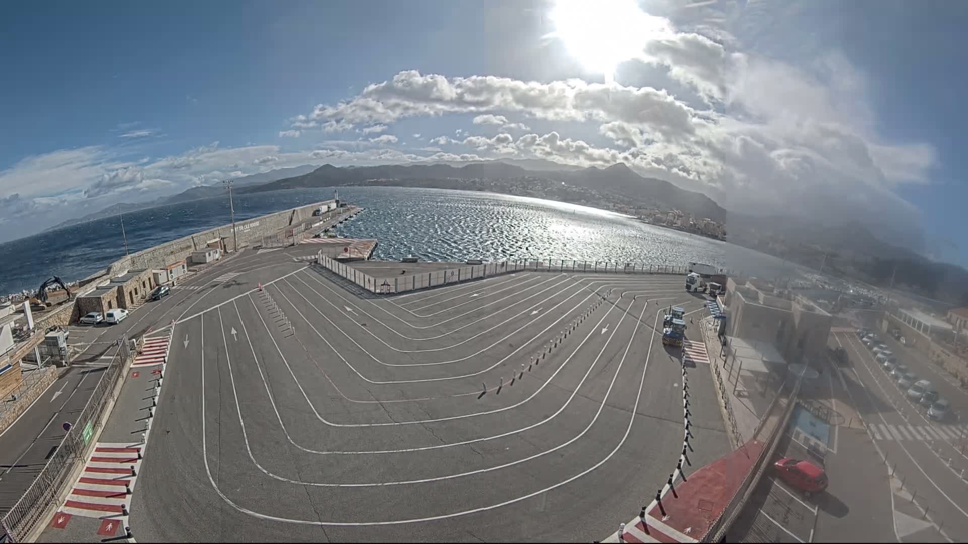 Port de l'Ile Rousse Port Live Cam - Calvi, Haute-Corse, Corse, France