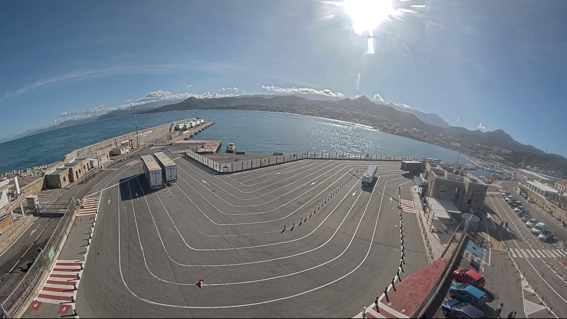 Port de l'Ile Rousse Port Live Cam - Calvi, Haute-Corse, Corse, France