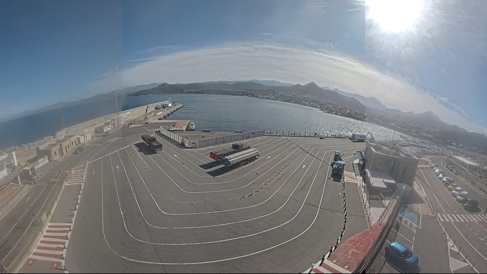 Port de l'Ile Rousse Port Live Cam - Calvi, Haute-Corse, Corse, France