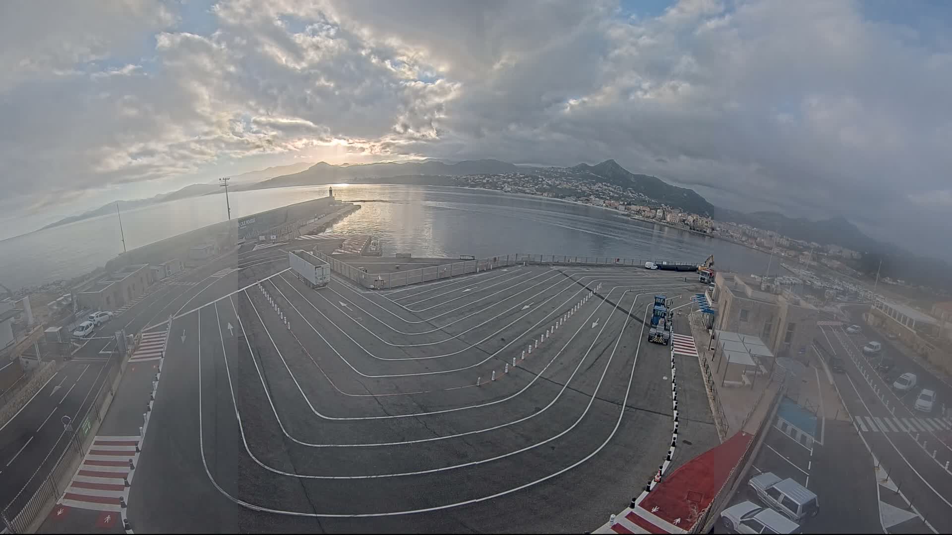 Port de l'Ile Rousse Port Live Cam - Calvi, Haute-Corse, Corse, France